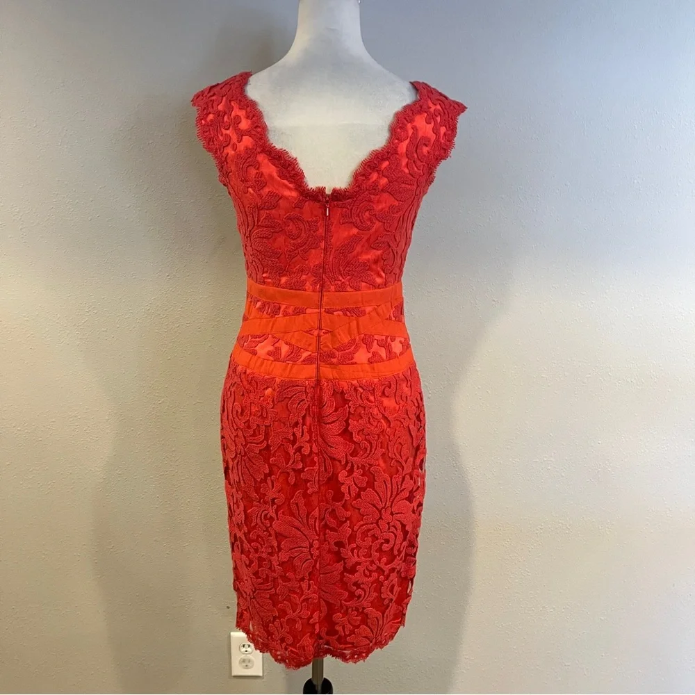 Tadashi Shoji excellent fully